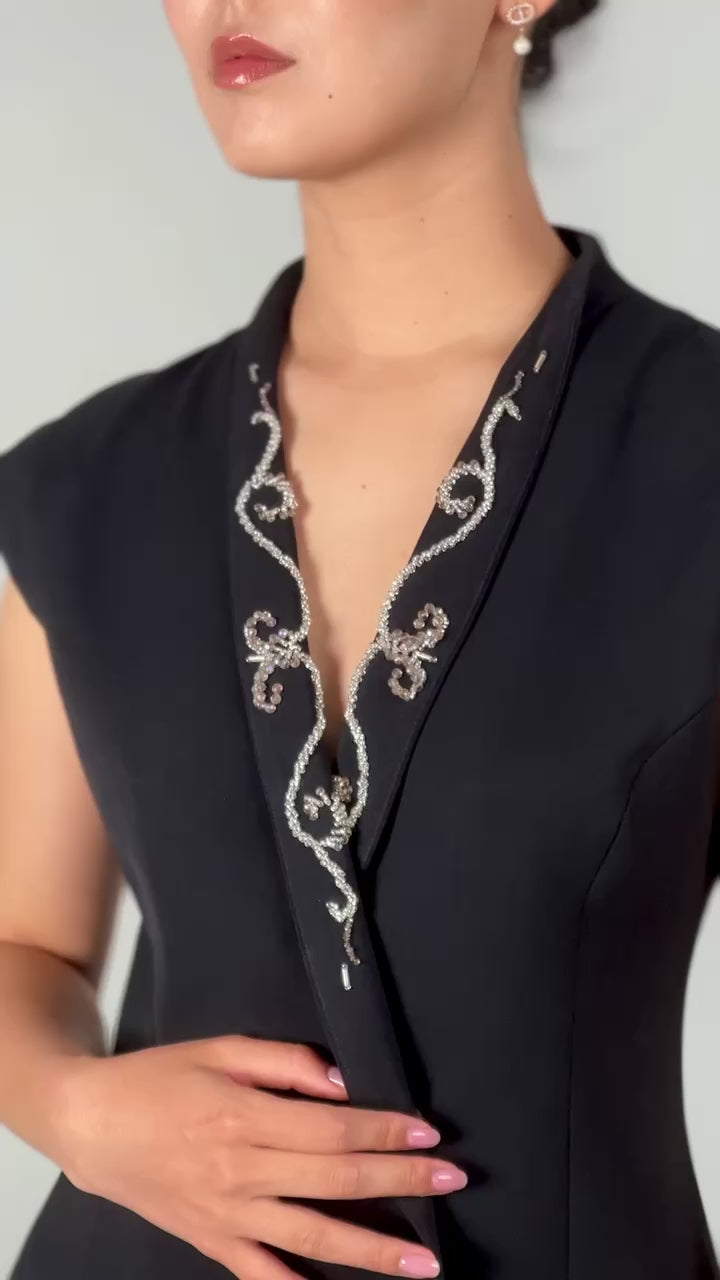Asyl - Two-in-One Vest - Black